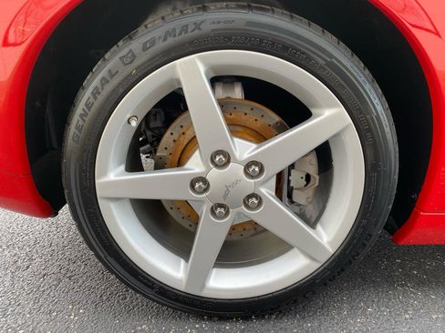 Used 2005 Chevrolet Corvette Coupe w/ Preferred Equipment Group image 36