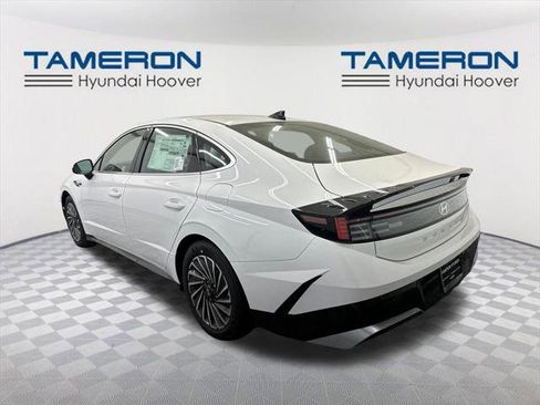 New 2025 Hyundai Sonata SEL image 3