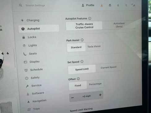 Used 2021 Tesla Model 3 Standard Range Plus image 19