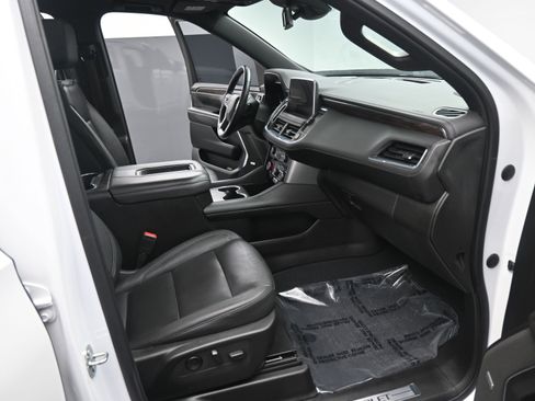 Certified 2023 Chevrolet Tahoe Z71 w/ Luxury Package image 20