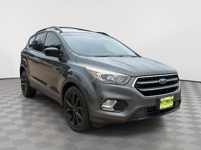 Used 2017 Ford Escape SE w/ SE Sport Appearance Package