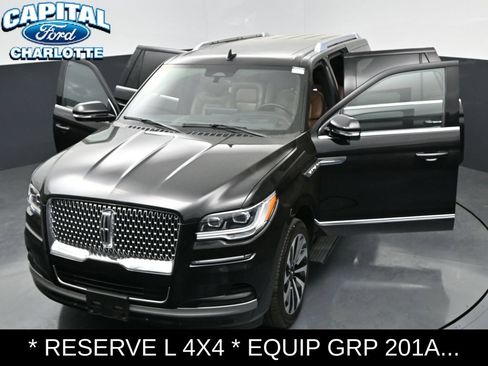 Used 2024 Lincoln Navigator L Reserve AWD/4WD image 37