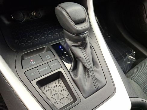 Certified 2025 Toyota RAV4 LE image 12