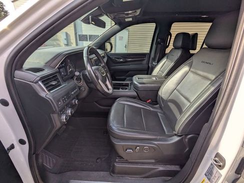 Used 2021 GMC Yukon Denali image 11
