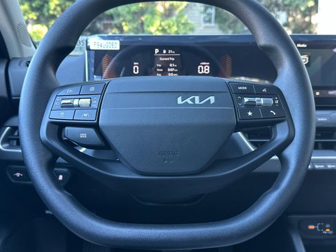 New 2026 Kia K4 LXS image 22