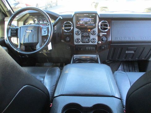 Used 2014 Ford F350 Lariat w/ Chrome Package image 21