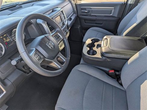 Used 2024 RAM 1500 Classic SLT image 21