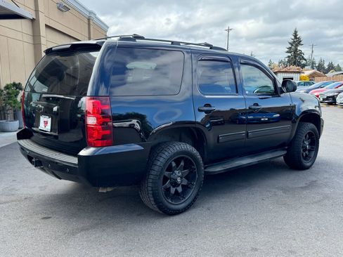 Used 2013 Chevrolet Tahoe LT w/ Luxury Package AWD/4WD image 7