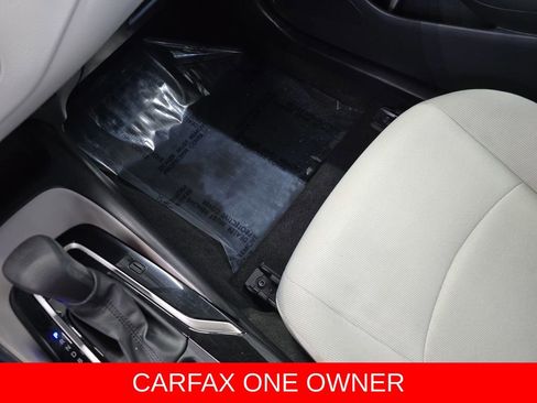 Used 2022 Toyota Corolla LE FWD image 25