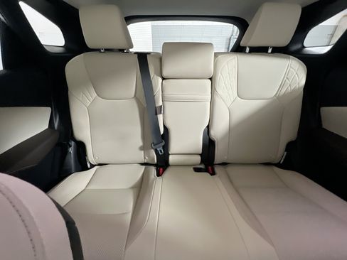 Used 2024 Lexus RX 350 FWD w/ Technology Package image 33