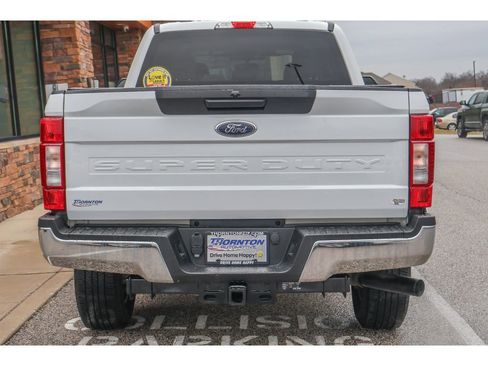 Used 2021 Ford F250 XLT image 4