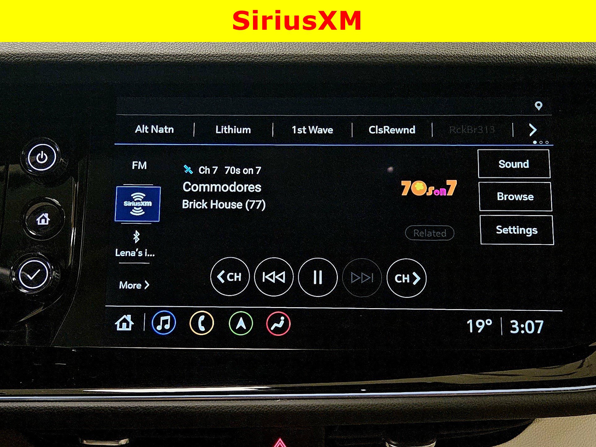 Used 2023 Buick Envision Avenir AWD/4WD image 20