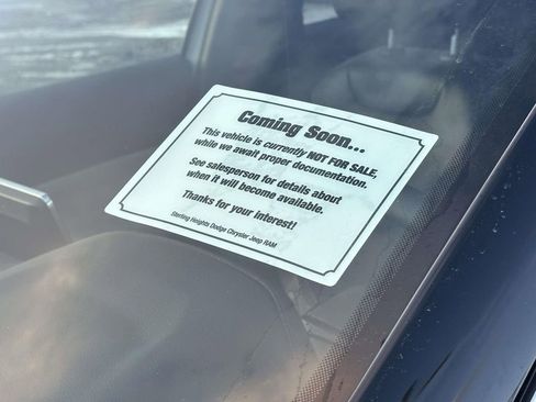 Used 2024 Jeep Compass Limited image 31