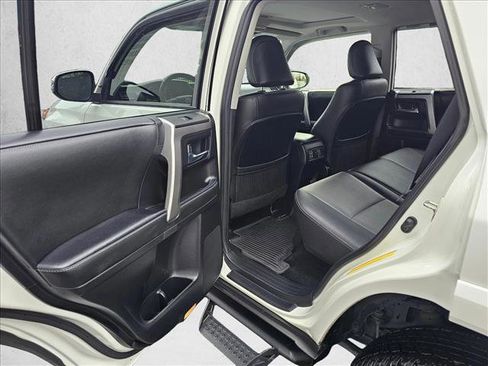 Used 2023 Toyota 4Runner SR5 Premium image 13