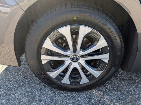 Used 2020 Toyota Prius Prime LE w/ Protection Package FWD image 12