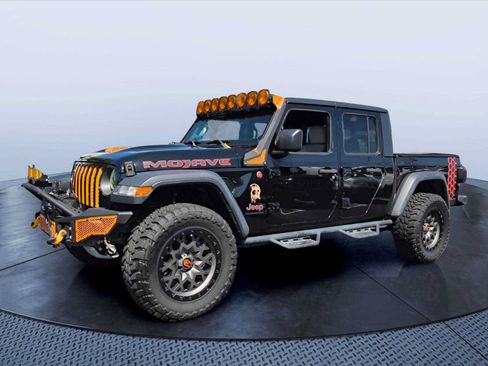 Used 2020 Jeep Gladiator Mojave AWD/4WD image 2