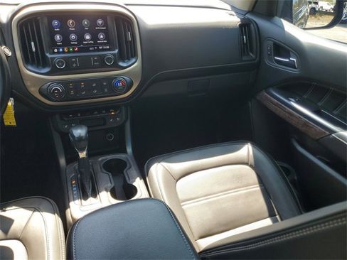 Certified 2022 GMC Canyon Denali image 14