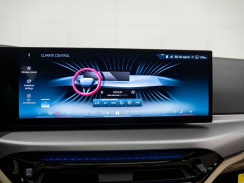 Used 2025 BMW i4 xDrive40i w/ M Sport Package image 25