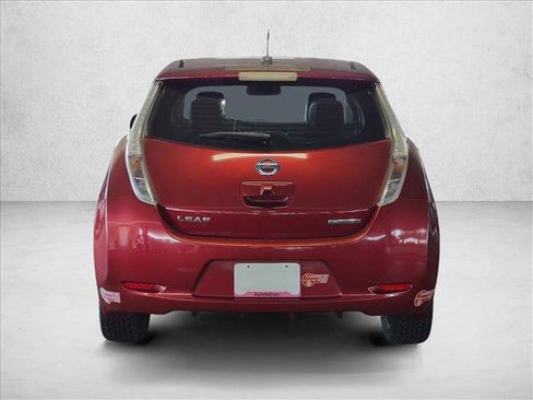 Used 2015 Nissan Leaf SL w/ Premium Package FWD image 7