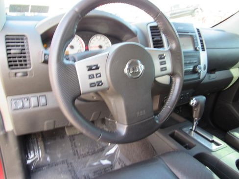 Used 2013 Nissan Xterra PRO-4X w/ Pro-4x Leather Pkg image 15