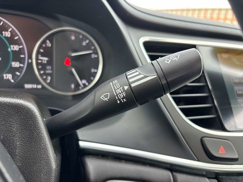 Used 2018 Buick LaCrosse Premium image 28