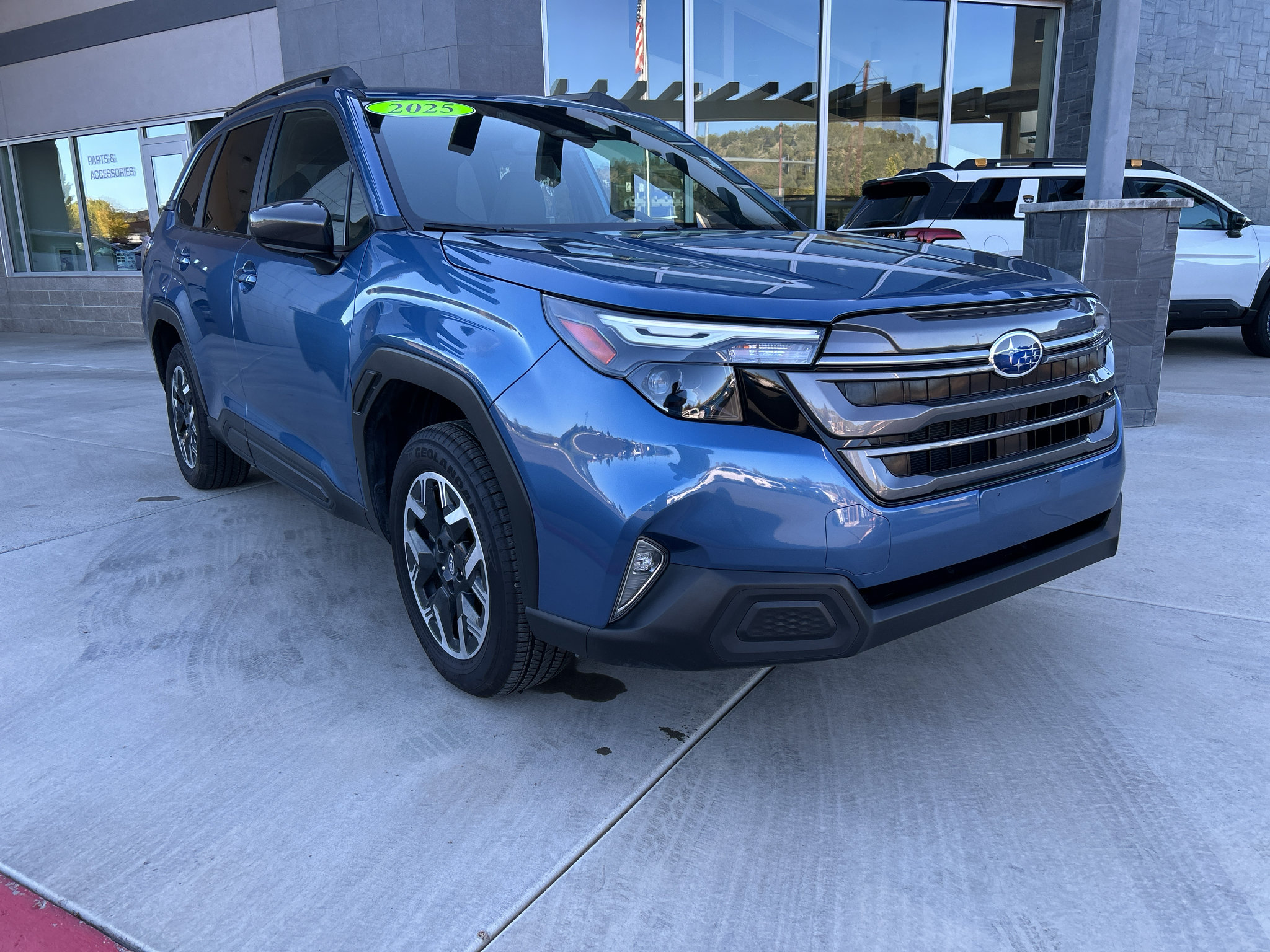 Certified 2025 Subaru Forester Premium AWD/4WD image 19