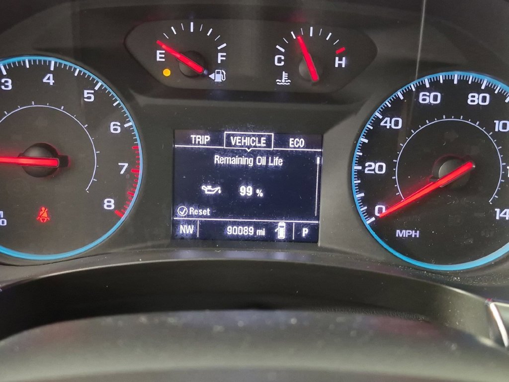 Certified 2023 Chevrolet Traverse LS FWD image 22