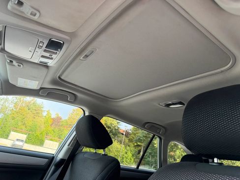 Used 2015 Subaru Outback 2.5i Premium AWD/4WD image 22
