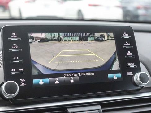 Used 2018 Honda Accord EX-L image 32