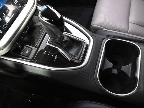 Used 2022 Subaru Outback Limited image 32