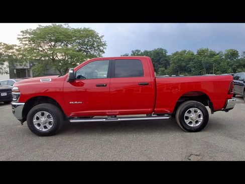 Used 2026 RAM 2500 Big Horn AWD/4WD image 5