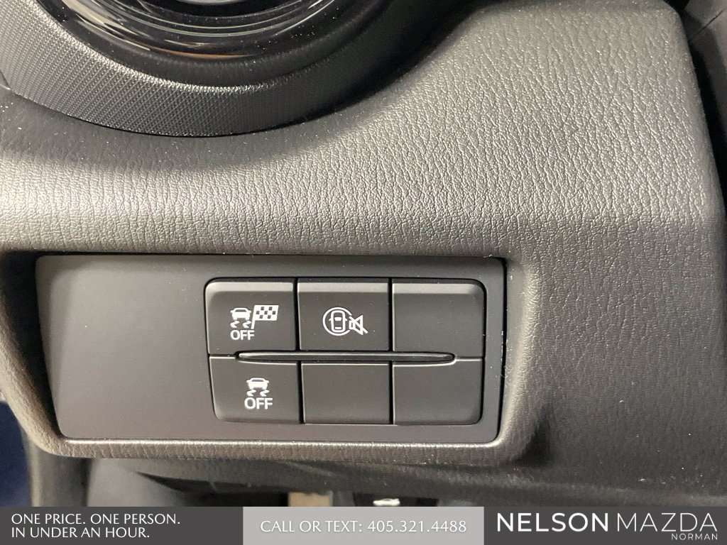 New 2026 MAZDA MX-5 Miata Club w/ Interior Package RWD image 28