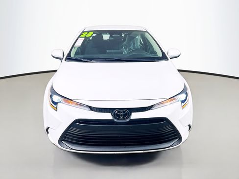 Used 2023 Toyota Corolla LE FWD image 11