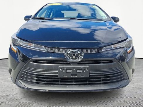 Used 2024 Toyota Corolla LE image 2