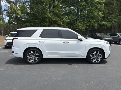 Used 2022 Hyundai Palisade Calligraphy w/ Cargo Package FWD image 9