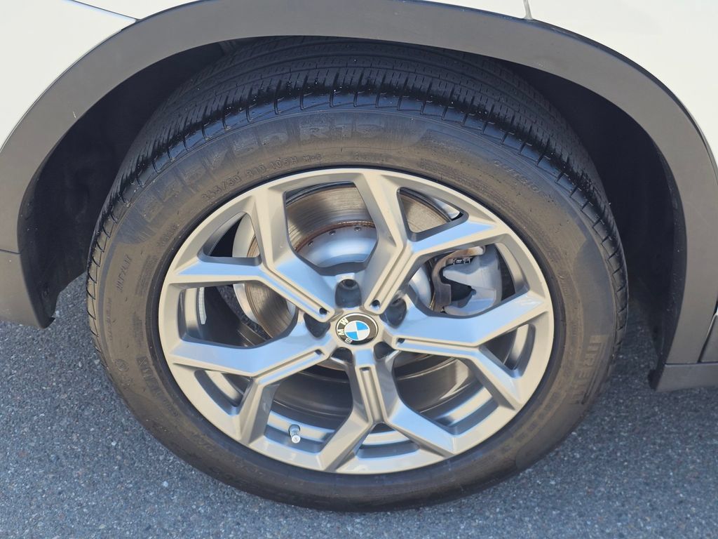 Used 2023 BMW X3 xDrive30i w/ Convenience Package AWD/4WD image 8