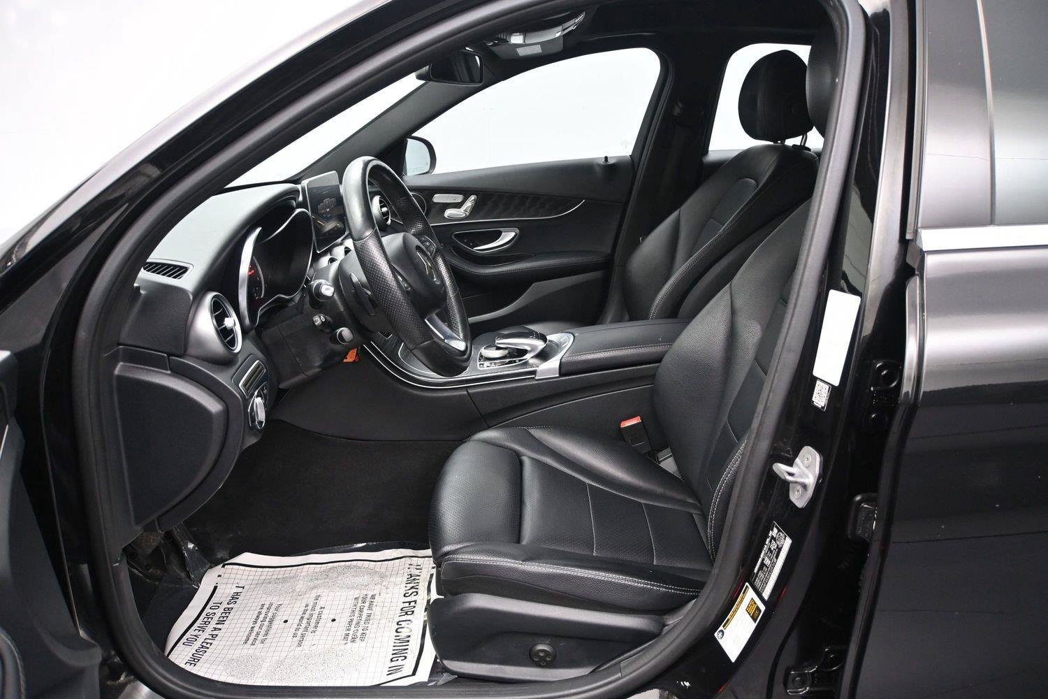 Used 2018 Mercedes-Benz C 300 4MATIC Sedan image 7
