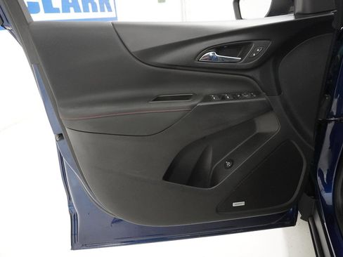 Used 2023 Chevrolet Equinox RS w/ RS Leather Package image 13