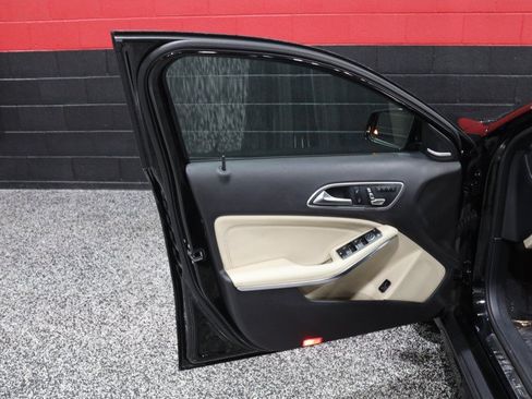 Used 2018 Mercedes-Benz GLA 45 AMG 4MATIC w/ Multimedia Package image 37