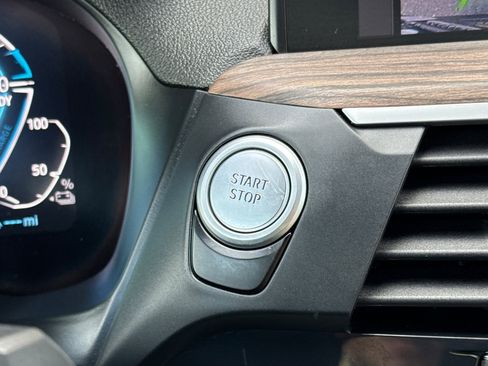 Used 2021 BMW X3 xDrive30e image 22