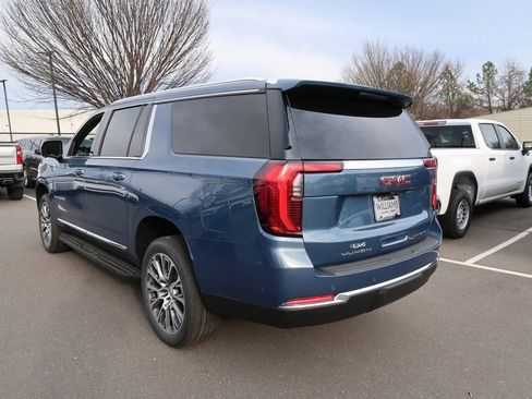 New 2026 GMC Yukon XL Elevation w/ LPO, Floor Liner Package AWD/4WD image 7