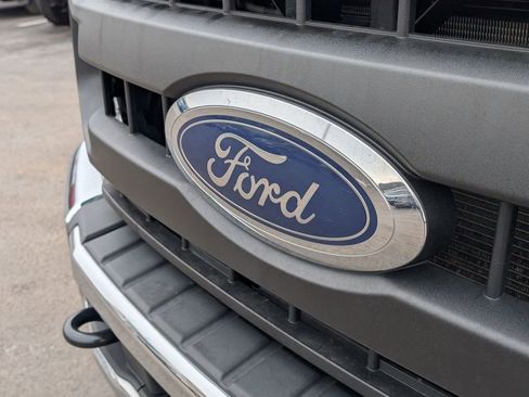 Used 2021 Ford F250 XL w/ Power Equipment Group image 11