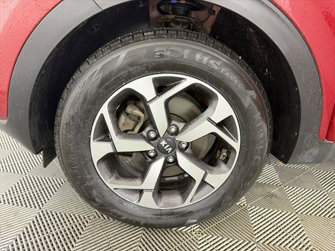 Used 2020 Kia Sportage LX image 13