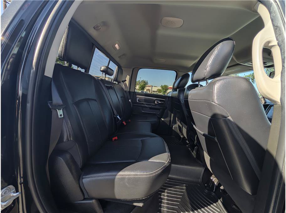 Used 2018 RAM 2500 Laramie w/ Sport Appearance Group AWD/4WD image 14