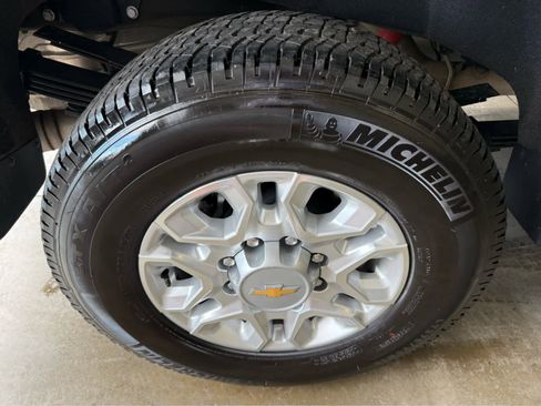 Used 2025 Chevrolet Silverado 3500 LTZ w/ LTZ Plus Package image 43