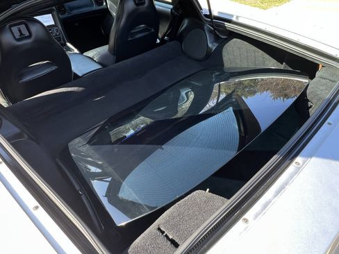 Used 2001 Chevrolet Corvette Coupe w/ Preferred Equipment Group2 image 46