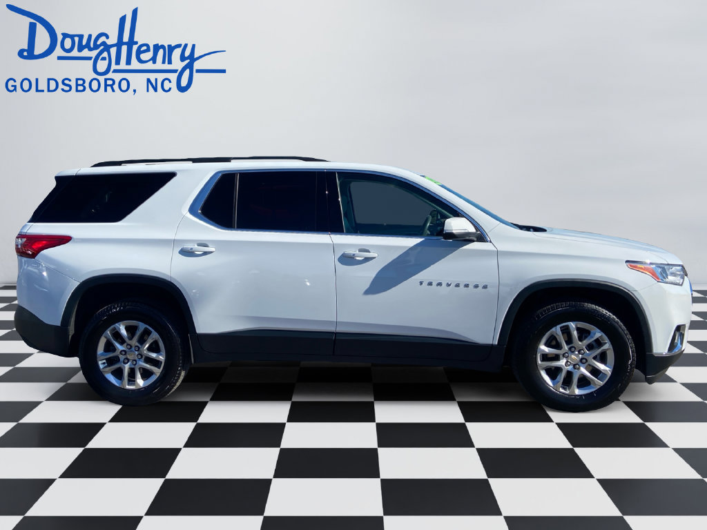 Used 2021 Chevrolet Traverse LT w/ LPO, Floor Liner Package FWD image 6
