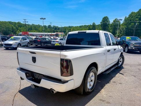 Used 2017 RAM 1500 Express RWD image 4