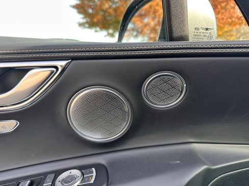 Used 2024 Genesis GV80 3.5T w/ Prestige Package image 28