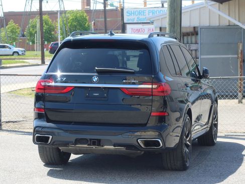 Used 2019 BMW X7 xDrive50i w/ M Sport Package AWD/4WD image 8